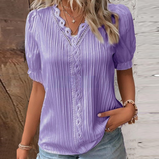 Elegante Bluse mit V-Ausschnitt und schlichter Spitze