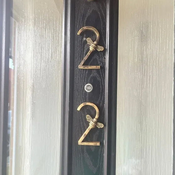 Biene Hausnummer Zeichen