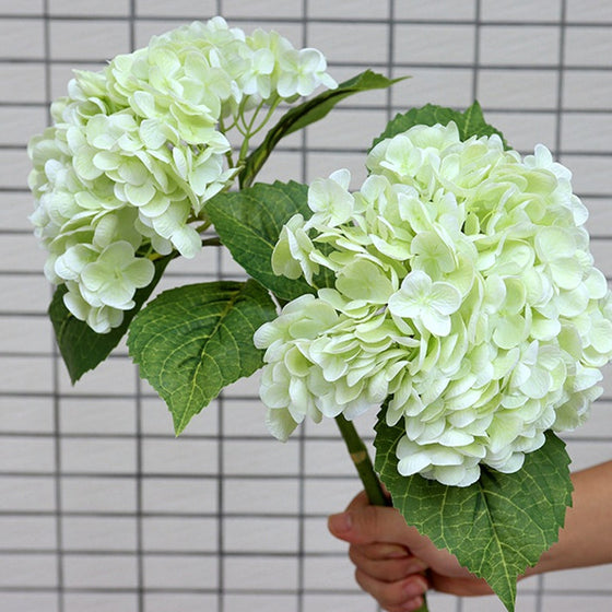 Künstliche Hortensienblumen im Freien💐