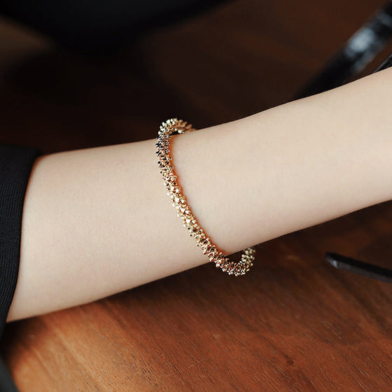 Twist-Manschettenarmband