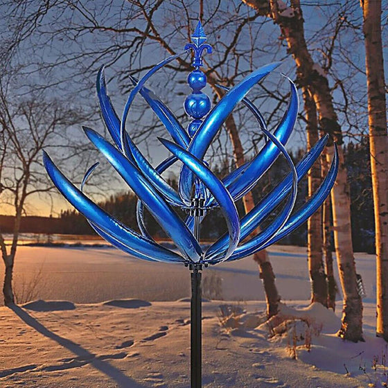 Blauer Windspinner aus Metall