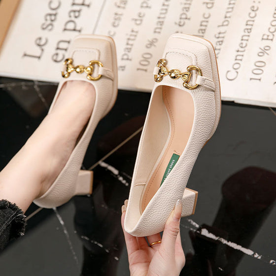 Vintage-Pumps mit quadratischer Spitze